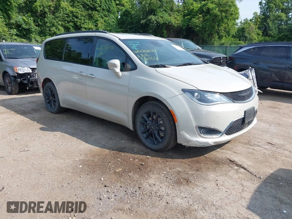 2020 Chrysler Pacifica Launch Edition with VIN 2C4RC3BGXLR267876, listed as a IAAI auction lot 42424841 with 87,586 mi miles and . Bid and sale history available at DreamBid. Image 1.