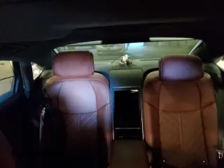2022 Audi S8 z VIN WAULSBF83NN008651, wystawiony jako Copart lot #75903254 z przebiegiem 32 405 mil mil oraz Szkoda całkowita • Salvage title. Historia ofert i sprzedaży dostępna na DreamBid. Obrazek 10.