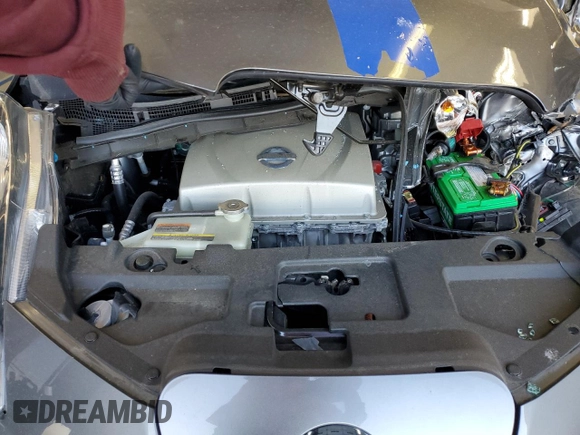 2015 Nissan LEAF S с VIN 1N4AZ0CP9FC333474, выставлен на аукционе Copart как лот 53708985 с пробегом Не указан миль и Списание • Salvage title. История ставок и продаж доступна на DreamBid. Изображение 11.