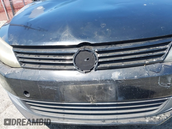 2011 Volkswagen Jetta SE с VIN 3VWDZ7AJ6BM379316, выставлен на аукционе IAAI как лот 42101190 с пробегом 145 496 миль миль и . История ставок и продаж доступна на DreamBid. Изображение 13.