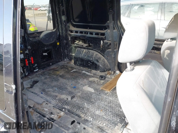 2011 Ford Transit Connect XLT with VIN NM0KS9BN8BT074720, listed as a IAAI auction lot 41975418 with 194,934 mi miles and . Bid and sale history available at DreamBid. Image 8.
