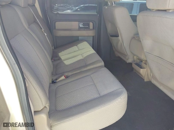 2013 Ford F-150 XL with VIN 1FTFW1CT6DFD31463, listed as a IAAI auction lot 41854319 with 131,180 mi miles. Bid and sale history available at carsss.com. Image 8.