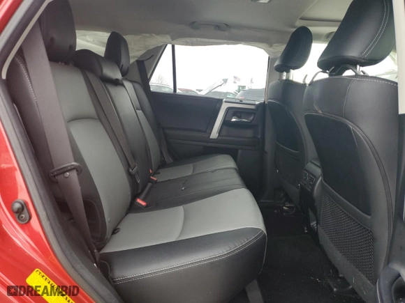 2022 Toyota 4Runner SR5 Premium with VIN JTENU5JR1N6013456, listed as a Copart auction lot 83526424 with 0 mi miles and Salvage Title. Bid and sale history available at carsss.com. Image 12.