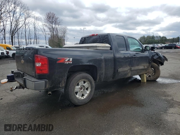 2010 Chevrolet Silverado 1500 LT with VIN 1GCSKSE38AZ186997, listed as a Copart auction lot 52300975 with 107,464 mi miles and Salvage Title. Bid and sale history available at DreamBid. Image 3.