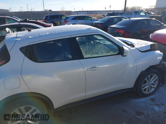 2015 Nissan Juke SV with VIN JN8AF5MVXFT563946, listed as a IAAI auction lot 41561323 with 122,195 mi miles and . Bid and sale history available at DreamBid. Image 13.