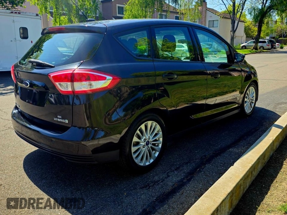 2018 Ford C-Max SE z VIN 1FADP5AU4JL102628, wystawiony jako Copart lot #59427625 z przebiegiem 55 666 mil mil oraz Szkody całkowita. Historia ofert i sprzedaży dostępna na DreamBid. Obrazek 4.