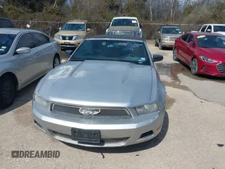 2012 Ford Mustang V6 with VIN 1ZVBP8EM4C5286227, listed as a IAAI auction lot 41638279 with Not Provided miles and . Bid and sale history available at carsss.com. Image 11.