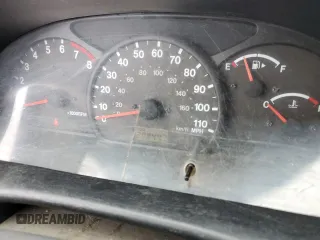 2002 Suzuki XL7 Standard z VIN JS3TX92V424130897, wystawiony jako Copart lot #84635434 z przebiegiem 208 447 mil mil oraz Szkoda całkowita • Salvage title. Historia ofert i sprzedaży dostępna na DreamBid. Obrazek 9.