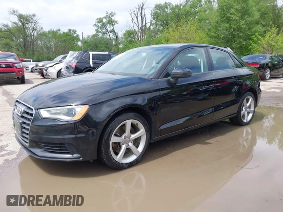 2015 Audi A3 Premium z VIN WAUBFGFF6F1009748, wystawiony jako IAAI lot #42123621 z przebiegiem 158 290 mil mil oraz . Historia ofert i sprzedaży dostępna na DreamBid. Obrazek 17.