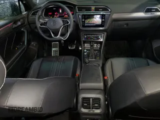 2024 Volkswagen Tiguan SE R-Line Black with VIN 3VV8B7AX9RM030160, listed as a Copart auction lot 53003965 with 12,381 mi miles and Salvage title. Bid and sale history available at DreamBid. Image 8.