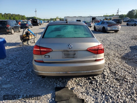 2016 Volkswagen Passat SE z VIN 1VWBT7A3XGC026550, wystawiony jako Copart lot #53046825 z przebiegiem 167 155 mil mil oraz Szkoda całkowita • Salvage title. Historia ofert i sprzedaży dostępna na DreamBid. Obrazek 6.