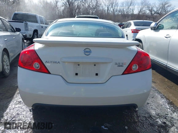 2009 Nissan Altima 3.5 SE with VIN 1N4BL24E19C114849, listed as a IAAI auction lot 41694417 with 198,940 mi miles. Bid and sale history available at carsss.com. Image 17.