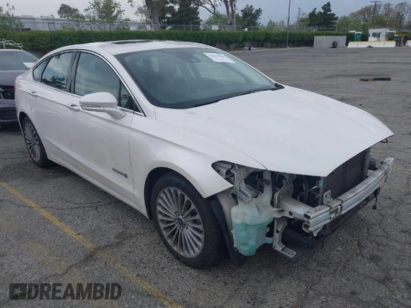 2013 Ford Fusion Titanium Hybrid with VIN 3FA6P0RUXDR386675, listed as a IAAI auction lot 42013986 with 89,349 mi miles. Bid and sale history available at carsss.com. Image 1.