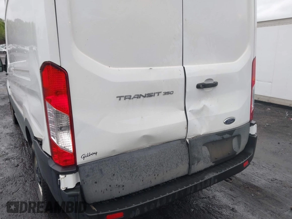 2021 Ford Transit Cargo with VIN 1FTBW1X84MKA98047, listed as a IAAI auction lot 42313747 with 65,600 mi miles and . Bid and sale history available at DreamBid. Image 6.