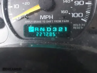 1999 Chevrolet Silverado 1500 LT with VIN 2GCEK19T8X1211206, listed as a IAAI auction lot 41935357 with 227,285 mi miles. Bid and sale history available at carsss.com. Image 15.
