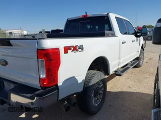 2018 Ford Super Duty F-250 SRW XL with VIN 1FT7W2BTXJEC06639, listed as a IAAI auction lot 41967788 with 278,793 mi miles. Bid and sale history available at carsss.com. Image 4.