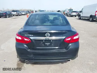 2017 Nissan Altima 2.5 SR with VIN 1N4AL3AP6HN349290, listed as a IAAI auction lot 41790240 with 54,524 mi miles. Bid and sale history available at carsss.com. Image 17.