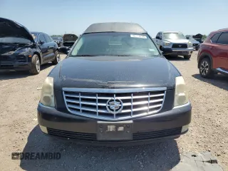 2008 Cadillac DTS Professional 1SH z VIN 1GEEH00Y98U500321, wystawiony jako Copart lot #52588845 z przebiegiem 170 325 mil mil oraz Tytuł czysty. Historia ofert i sprzedaży dostępna na DreamBid. Obrazek 5.