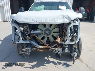 2024 Ford F-250 XL with VIN 1FT7W2BT2REE29043, listed as a IAAI auction lot 42307279 with 7,339 mi miles and . Bid and sale history available at DreamBid. Image 6.