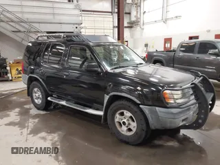 2000 Nissan Xterra XE with VIN 5N1ED28Y0YC521984, listed as a IAAI auction lot 41845992 with 118,699 mi miles. Bid and sale history available at carsss.com. Image 1.