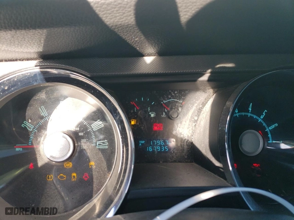 2010 Ford Mustang V6 with VIN 1ZVBP8AN1A5111929, listed as a Copart auction lot 42230975 with 167,935 mi miles and Salvage Title. Bid and sale history available at carsss.com. Image 9.