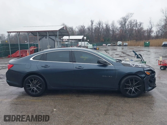 2019 Chevrolet Malibu LS z VIN 1G1ZB5ST4KF176256, wystawiony jako IAAI lot #41846361 z przebiegiem 172 654 mil mil oraz . Historia ofert i sprzedaży dostępna na DreamBid. Obrazek 12.