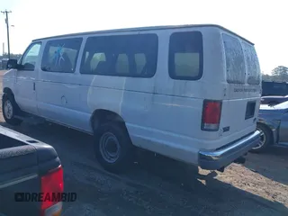 1999 Ford Econoline Passenger XL z VIN 1FBSS31S5XHA73353, wystawiony jako IAAI lot #42758210 z przebiegiem 181 011 mil mil oraz . Historia ofert i sprzedaży dostępna na DreamBid. Obrazek 3.