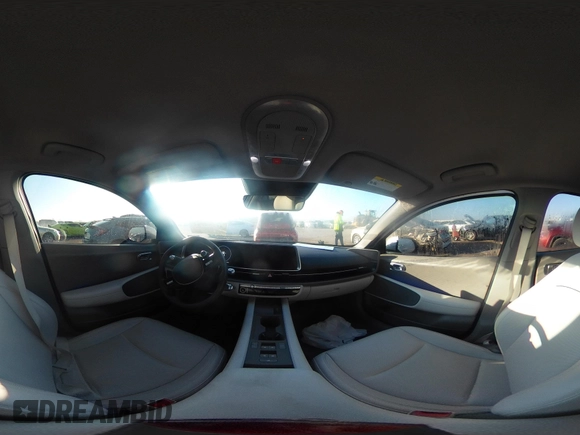2023 Hyundai Ioniq 6 SEL z VIN KMHM34AA6PA052093, wystawiony jako IAAI lot #41233794 z przebiegiem 8 300 mil mil oraz . Historia ofert i sprzedaży dostępna na DreamBid. Obrazek 17.