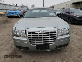 2006 Chrysler 300 with VIN 2C3KA43R96H484072, listed as a Copart auction lot 45099985 with 0 mi miles and Salvage Title. Bid and sale history available at carsss.com. Image 5.
