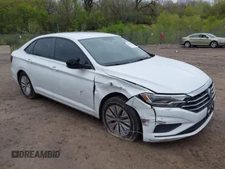 2019 Volkswagen Jetta S с VIN 3VWC57BUXKM059741, выставлен на аукционе IAAI как лот 42189565 с пробегом 127 972 миль миль и . История ставок и продаж доступна на DreamBid. Изображение 1.