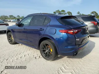 2020 Alfa Romeo Stelvio Sport z VIN ZASPAJAN8L7C91197, wystawiony jako Copart lot #74494494 z przebiegiem Nie podano mil oraz Nie do naprawy • Non repairable. Historia ofert i sprzedaży dostępna na DreamBid. Obrazek 2.