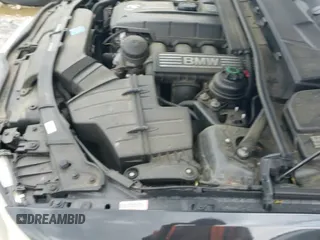 2011 BMW 3 Series 328i с VIN WBADW7C57BE544823, выставлен на аукционе IAAI как лот 42154523 с пробегом 151 091 миль миль и . История ставок и продаж доступна на DreamBid. Изображение 14.