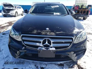 2017 Mercedes-Benz E-Class E 300 Luxury with VIN WDDZF4KB1HA128237, listed as a Copart auction lot 41808793 with 39,772 mi miles. Bid and sale history available at carsss.com. Image 5.
