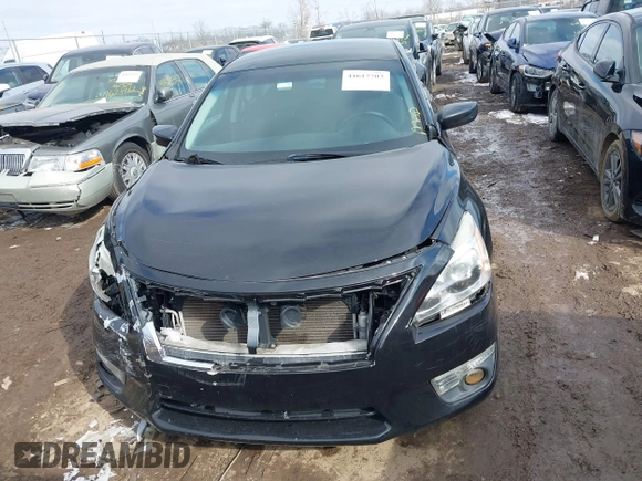 2015 Nissan Altima 2.5 S with VIN 1N4AL3AP0FC466159, listed as a IAAI auction lot 41617703 with 82,310 mi miles. Bid and sale history available at carsss.com. Image 13.