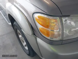 2001 Toyota Sequoia SR5 with VIN 5TDZT34A31S056662, listed as a IAAI auction lot 41778730 with 287,065 mi miles. Bid and sale history available at carsss.com. Image 6.