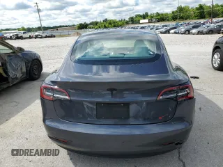 2023 Tesla Model 3 z VIN 5YJ3E1EA0PF677471, wystawiony jako Copart lot #57661625 z przebiegiem 20 326 mil mil oraz Szkoda całkowita • Salvage title. Historia ofert i sprzedaży dostępna na DreamBid. Obrazek 6.