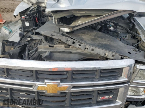 2015 Chevrolet Silverado 1500 LT with VIN 3GCUKREC9FG454013, listed as a Copart auction lot 43319665 with Not Provided miles and Salvage Title. Bid and sale history available at DreamBid. Image 12.