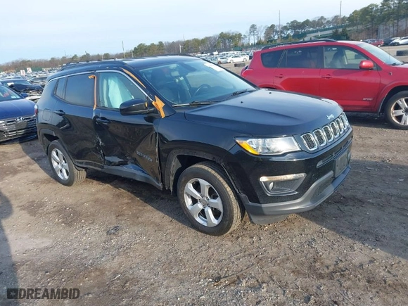 2019 Jeep Compass Latitude with VIN 3C4NJDBB9KT828935, listed as a IAAI auction lot 41865492 with 102,744 mi miles. Bid and sale history available at carsss.com. Image 1.