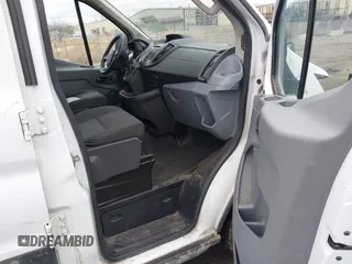 2019 Ford Transit Passenger XL z VIN 1FBZX2ZM7KKA47090, wystawiony jako IAAI lot #41823708 z przebiegiem 236 058 mil mil oraz . Historia ofert i sprzedaży dostępna na DreamBid. Obrazek 5.