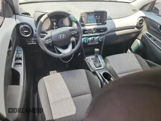 2021 Hyundai Kona SE z VIN KM8K12AA7MU726084, wystawiony jako Copart lot #58722035 z przebiegiem 71 427 mil mil oraz Szkoda całkowita • Salvage title. Historia ofert i sprzedaży dostępna na DreamBid. Obrazek 8.