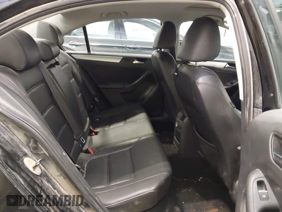 2014 Volkswagen Jetta SE with VIN 3VWD07AJ3EM437025, listed as a IAAI auction lot 42189870 with 96,530 mi miles and . Bid and sale history available at DreamBid. Image 8.