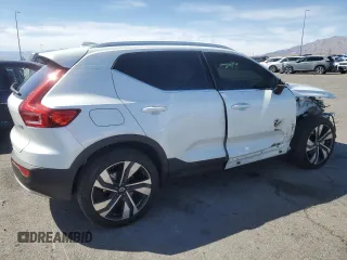 2024 Volvo XC40 Plus Bright Theme with VIN YV4L12UE7R2275603, listed as a Copart auction lot 48047005 with 14,759 mi miles and Salvage Title. Bid and sale history available at carsss.com. Image 3.