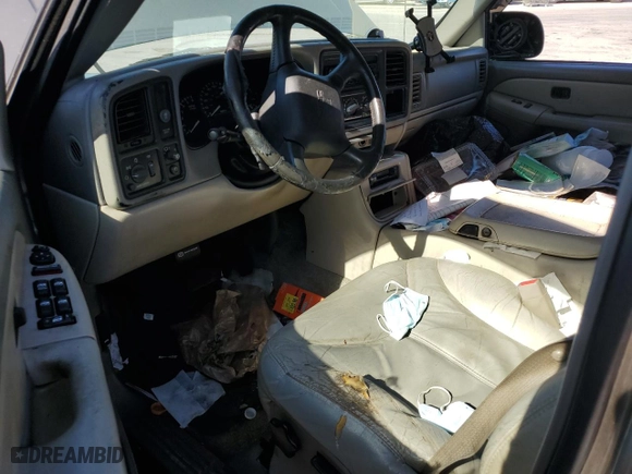 2002 GMC Yukon SLT with VIN 1GKEC13Z32R162883, listed as a Copart auction lot 45002275 with 0 mi miles and Salvage Title. Bid and sale history available at carsss.com. Image 8.