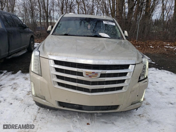 2015 Cadillac Escalade Premium with VIN 1GYS4NKJ1FR570071, listed as a Copart auction lot 45772085 with 207,381 mi miles and Clean Title. Bid and sale history available at carsss.com. Image 5.