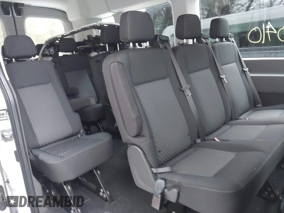 2022 Ford Transit Passenger XL с VIN 1FBAX2C88NKA79625, выставлен на аукционе IAAI как лот 41490410 с пробегом 27 521 миль миль и . История ставок и продаж доступна на DreamBid. Изображение 8.