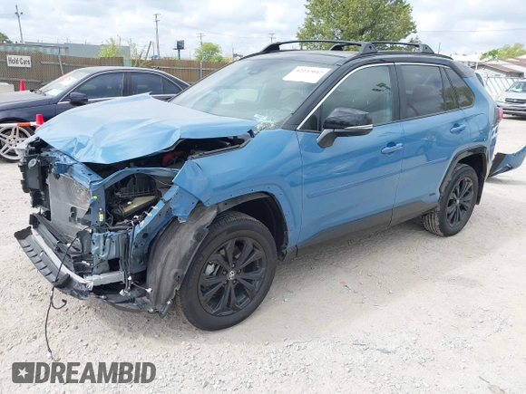 2024 Toyota RAV4 Hybrid XSE with VIN 4T3E6RFV4RU163271, listed as a IAAI auction lot 42237047 with 9,988 mi miles and . Bid and sale history available at DreamBid. Image 18.