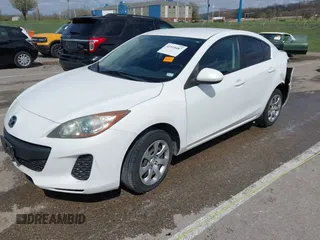 2013 Mazda Mazda3 i Sport with VIN JM1BL1U73D1764244, listed as a IAAI auction lot 41918487 with 94,620 mi miles. Bid and sale history available at carsss.com. Image 17.