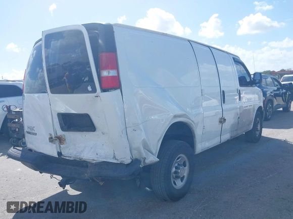 2018 Chevrolet Express Cargo Van with VIN 1GCWGAFP0J1177319, listed as a IAAI auction lot 41575100 with 132,479 mi miles. Bid and sale history available at carsss.com. Image 4.