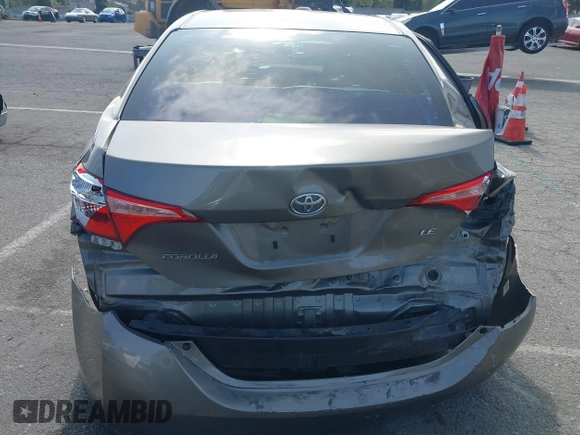 2018 Toyota Corolla L с VIN 5YFBURHEXJP845530, выставлен на аукционе IAAI как лот 42184549 с пробегом 113 379 миль миль и . История ставок и продаж доступна на DreamBid. Изображение 6.