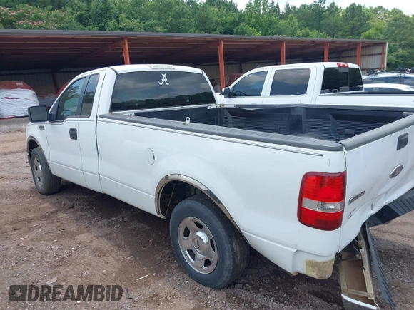 2007 Ford F-150 XL z VIN 1FTRF12W17NA74098, wystawiony jako IAAI lot #42462695 z przebiegiem 384 331 mil mil oraz . Historia ofert i sprzedaży dostępna na DreamBid. Obrazek 3.